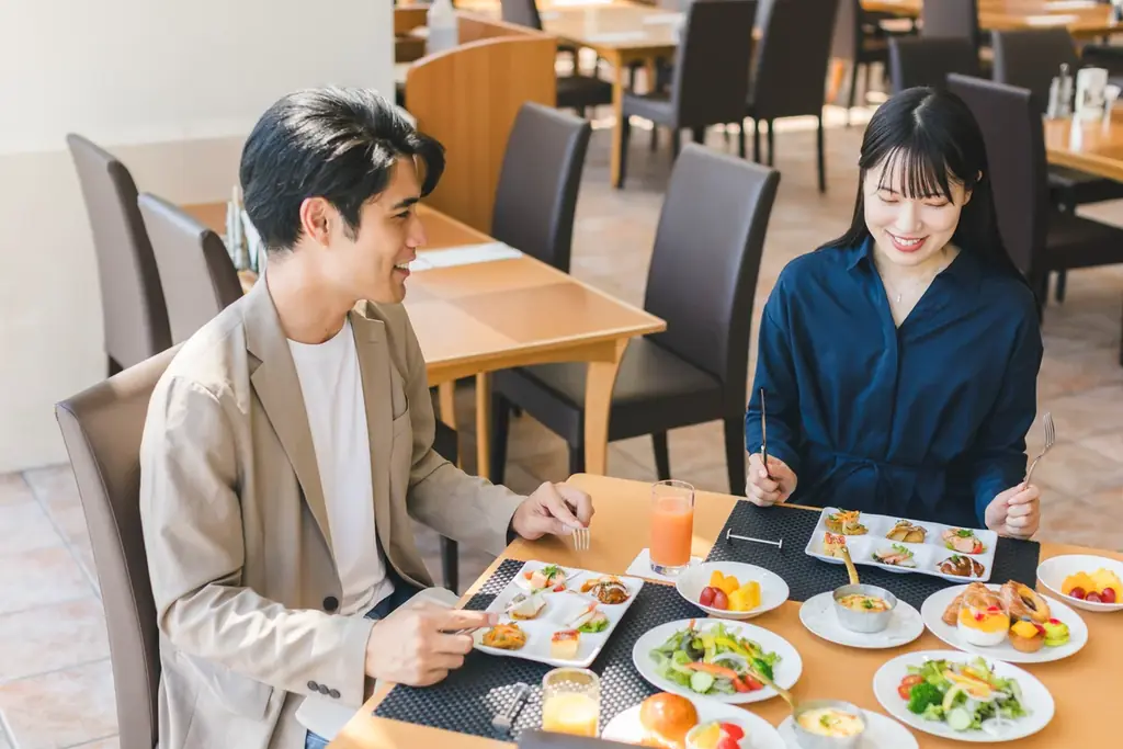 舞子ビラ神戸：絶景ブッフェ×スパ券を延長