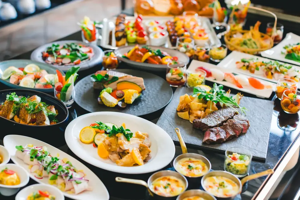 【延長決定】絶景ブッフェと本格サウナ・スパがセットで5,000円から。 画像 7