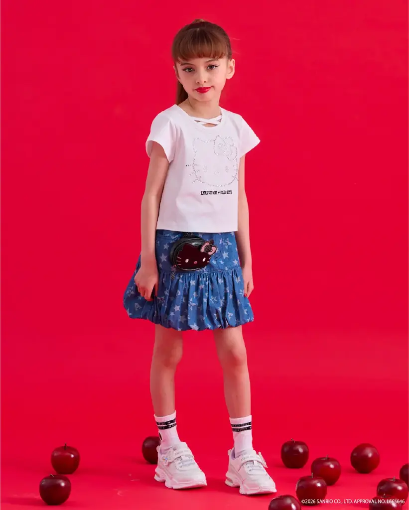 ANNA SUI miniらしく変身したオリジナルのハローキティがウェアやグッズになって登場！ 画像 3