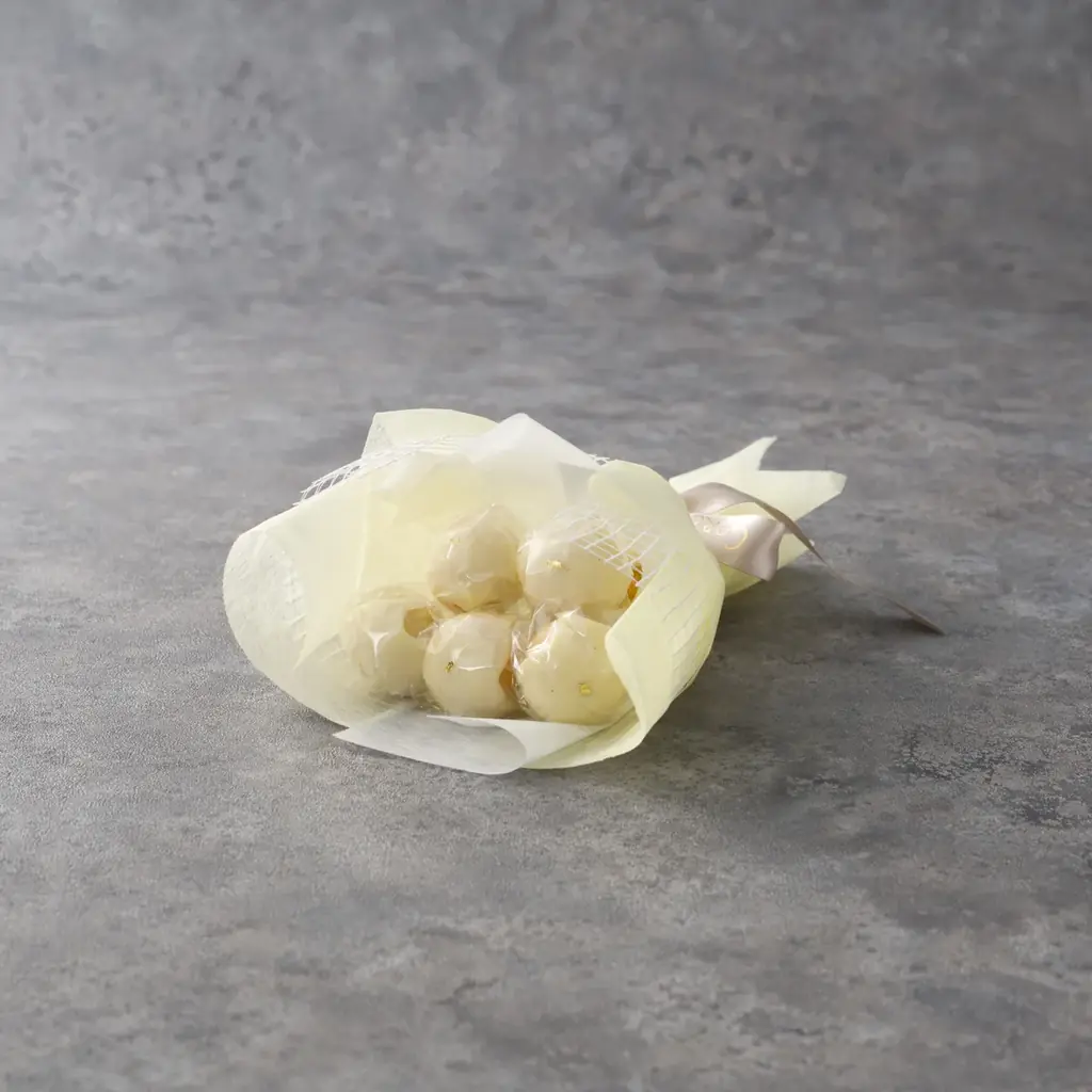 WE LABO×TKDS共同開発推し活文化と誕生月カラーに甘言葉を添えた“想いを束ねるスイーツブーケ”で撮って・飾って・贈って・味わう新たなギフトシーンを提案 画像 7