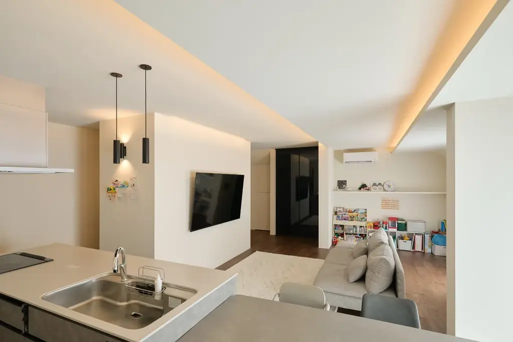 「壊すのはもったいない」から始まった二世帯リノベーション。視線が抜ける開放感と“家事楽”な収納動線を両立した、戸建てリノベ完成見学会を愛知県一宮市で開催 画像 2