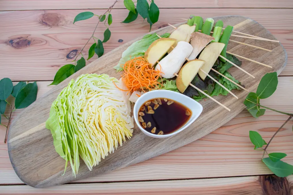 最高のリトリートを体験できる THE FIVE RIVERS FINE GLAMPING 群馬 白沢　2026春の味覚を存分に味わうグリルディナー＆ペットフーディスト監修愛犬用”春ディナー”　提供開始 画像 6