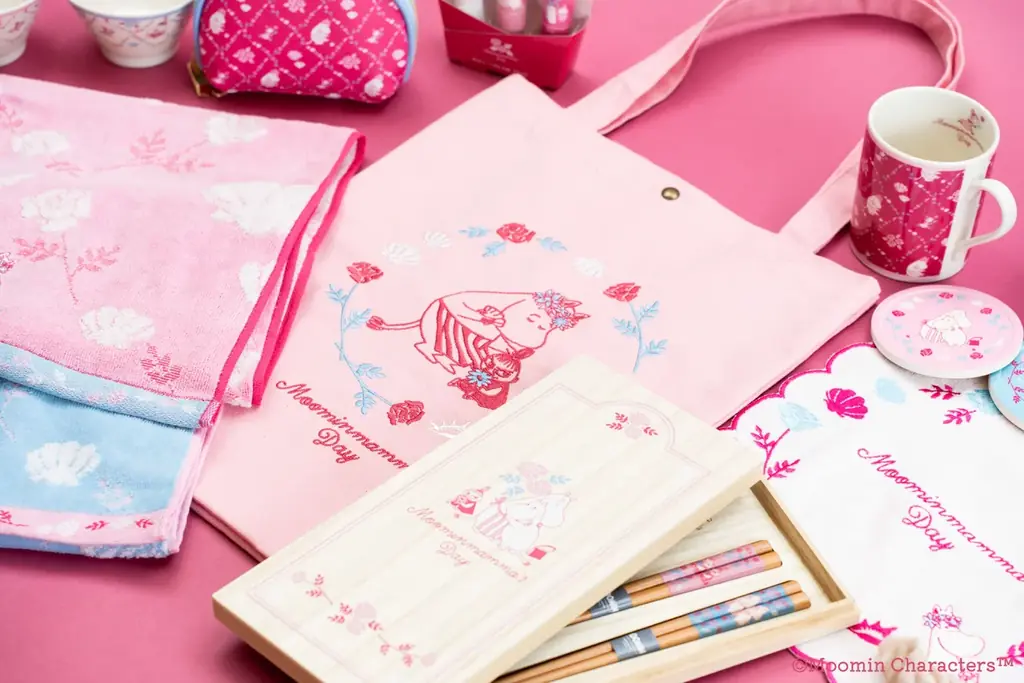 「ムーミン」母の日の贈りものに「ムーミンママズデー」シリーズ。マグカップやタオル、アクセサリーなど、ムーミンママの優しさとあたたかさを表現した多彩なアイテムを2026年3月より順次展開を開始 画像 1