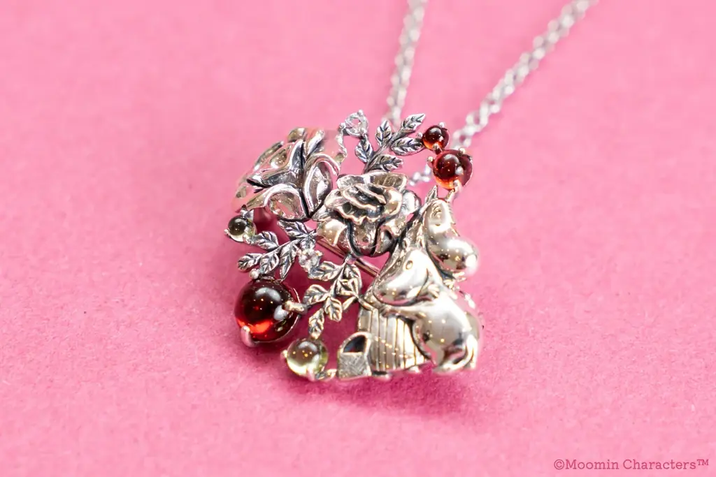 「ムーミン」母の日の贈りものに「ムーミンママズデー」シリーズ。マグカップやタオル、アクセサリーなど、ムーミンママの優しさとあたたかさを表現した多彩なアイテムを2026年3月より順次展開を開始 画像 15