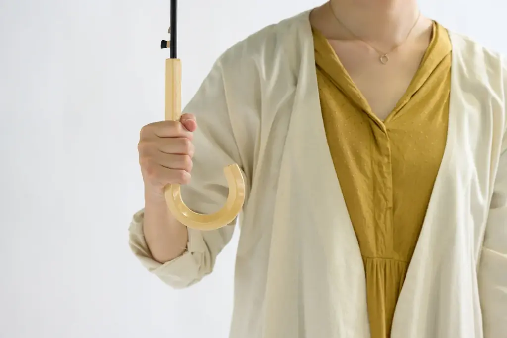 “内側の黒”をなくした晴雨兼用傘─傘をひらけば、水彩画のフラワーガーデンが広がる。創業107年の老舗・藤田屋から新ブランド「Miorium（ミオリウム）」誕生 画像 8