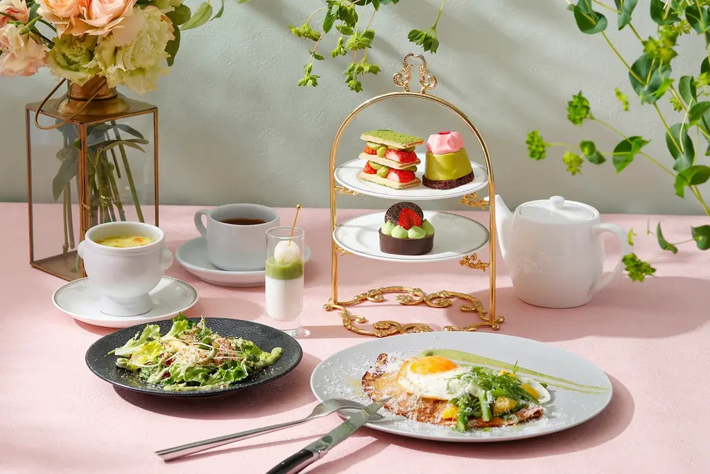 新緑が美しく輝く表参道で、抹茶とピスタチオのグリーンが奏でる『Matcha Pistachio Green Luxe Afternoon Tea』新登場 画像 12