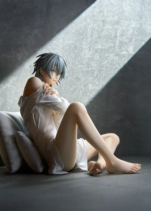 ニトロキラルのPCゲーム『咎狗の血』より主人公「アキラ」と、真の王となった「シキ」がフィギュアで登場。 画像 11