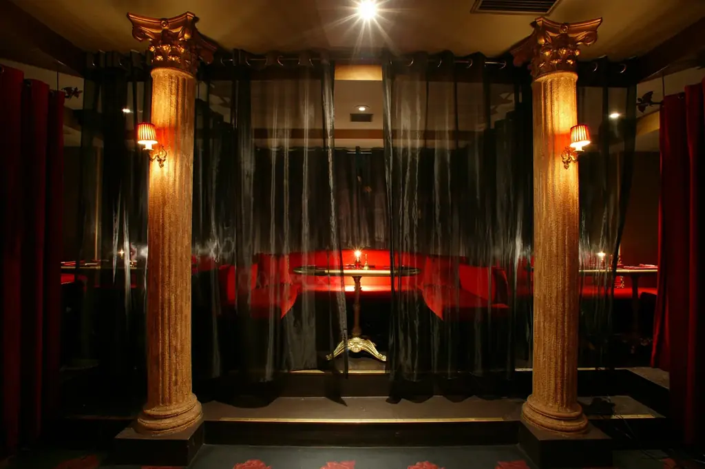 【サラダが儀式でメインは火炙り刑!?】「銀座レストラン ヴァンパイアカフェ」25周年 祝宴開幕 画像 13