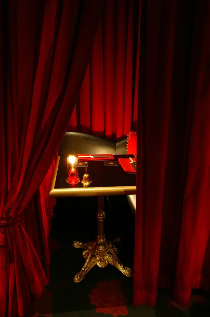 【サラダが儀式でメインは火炙り刑!?】「銀座レストラン ヴァンパイアカフェ」25周年 祝宴開幕 画像 14