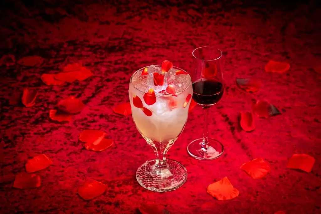 【サラダが儀式でメインは火炙り刑!?】「銀座レストラン ヴァンパイアカフェ」25周年 祝宴開幕 画像 3