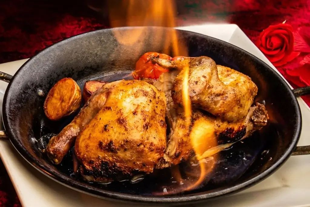 【サラダが儀式でメインは火炙り刑!?】「銀座レストラン ヴァンパイアカフェ」25周年 祝宴開幕 画像 6