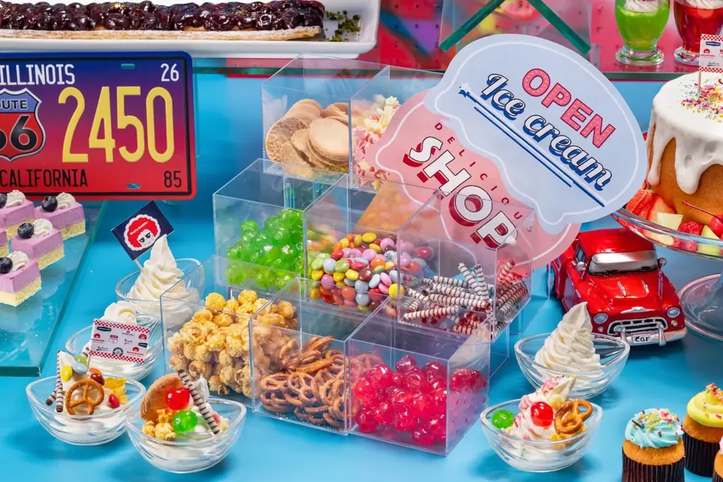 【ホテルグランヴィア岡山】岡山県のジーンズメーカー「ベティスミス」による装飾協力『AMERICAN POP LUNCH & SWEETS BUFFET』開催 画像 8