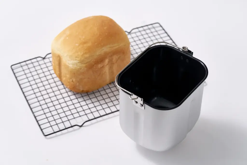 シロカのホームベーカリーシリーズ全ラインナップのパンケースをセラミックコーティングに変更！ 画像 5