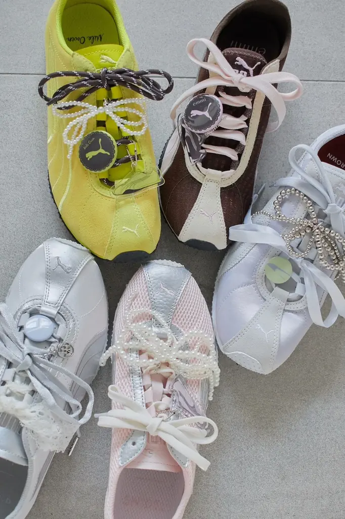 【emmi×PUMA】ロープロファイルの新アイコン”H-STREET”を初別注　ブラウンに淡いピンクを掛け合わせスポーティさにフェミニンなエッセンスを感じる一足に 画像 23