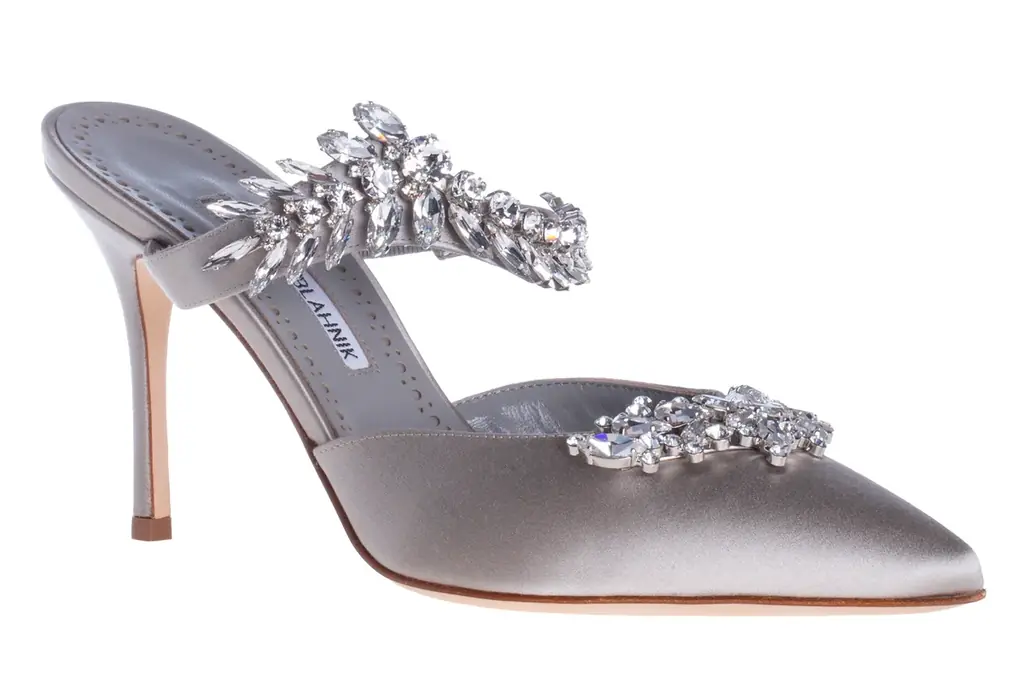 MARRIED IN MANOLOSー永遠の愛を紡ぐ、マノロ ブラニクの極上ウェディング コレクション 画像 8