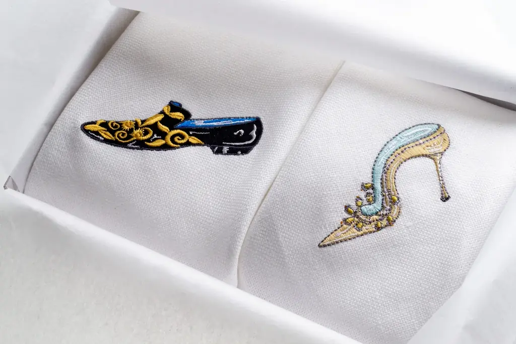 MARRIED IN MANOLOSー永遠の愛を紡ぐ、マノロ ブラニクの極上ウェディング コレクション 画像 9