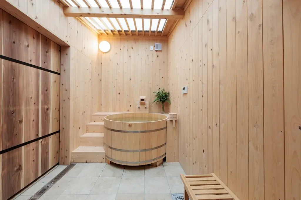 和歌山県 紀伊田辺駅前に古民家をリノベーションした贅沢な和の空間を楽しめる民泊「穂庵(HOAN)」を4月1日開業 画像 5