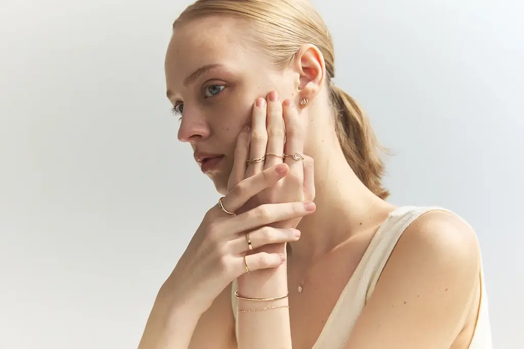 4/22開始｜阪急うめだでANAPNOE新作『透過光』を先行発売