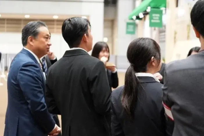 セブン‐イレブン・ジャパン、入社式を東京ビッグサイトで初開催2026年度 新入社員109名が入社 画像 5