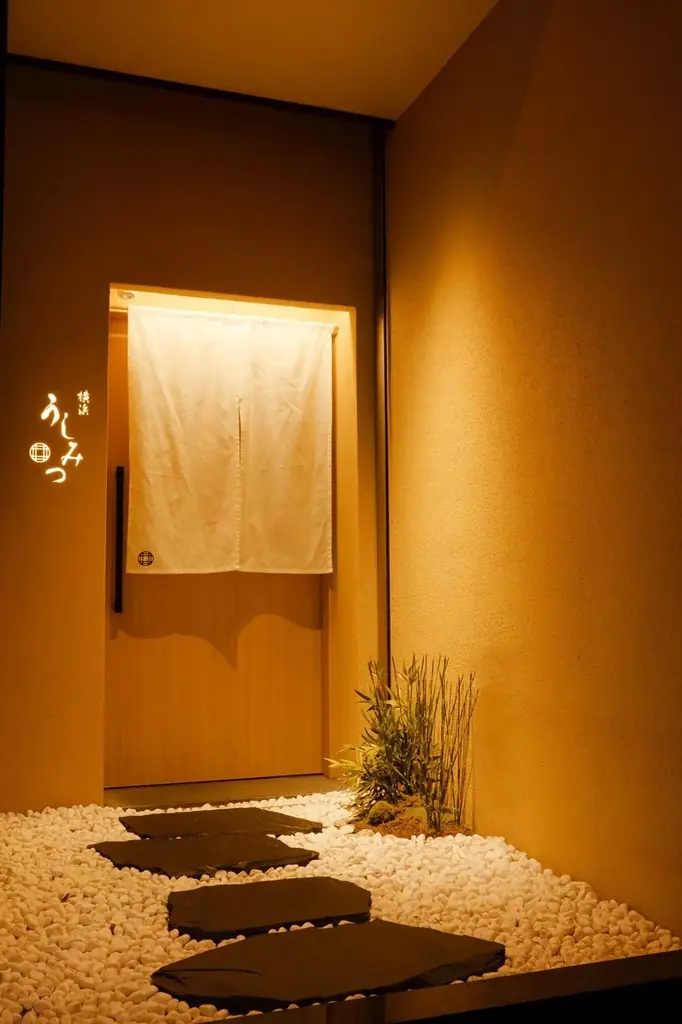 日本の“街焼肉”を新定義。大人が集う進化系エンタメ焼肉の拠点「うしみつ一門目黒店」が、五感＋第六感を刺激する新たな焼肉体験を提案 画像 15