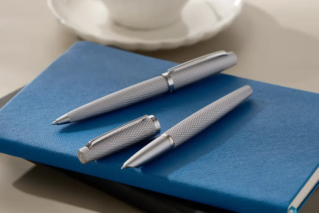 【新発売】ドイツ筆記具ブランド「ディプロマット」の「バイパー」コレクションに新色シルバーが登場！ 画像 2