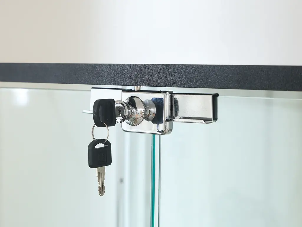 不二貿易の定番「ガラスコレクションケース」に初のハイスペックモデル登場。鍵付き・可動棚仕様でコアコレクター層へ新提案。 画像 7