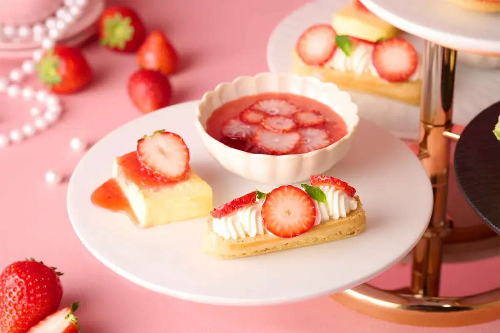 【国産いちご6品種を食べ比べ。いちごづくしのスイーツ＆セイボリー】青果の老舗仲卸が手がけるレストラン「DEK」で「ストロベリーアフタヌーンティー」を開催（4/2〜5/6） 画像 4