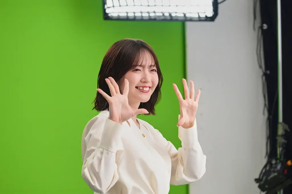 SHElikes、鈴木愛理さんがストーリーテラー役で出演 受講生が“自分の人生を取り戻す”実話をもとにしたドキュメントドラマを公開 画像 23