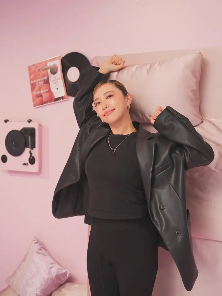 新“ふわじゅわ”リップ「YSL ラブヌード リップスティック」のポップアップイベント「YSL LOVENUDE HOTEL TOKYO 」に、大平修蔵、鈴木 えみ、谷まりあ、山田優ら豪華ゲストが来場 画像 5