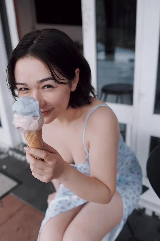 村重杏奈、人生最後の写真集『あんな』発売決定。5/30に都内にてお渡し会実施！「みんな会いにきてねー♡」 画像 2