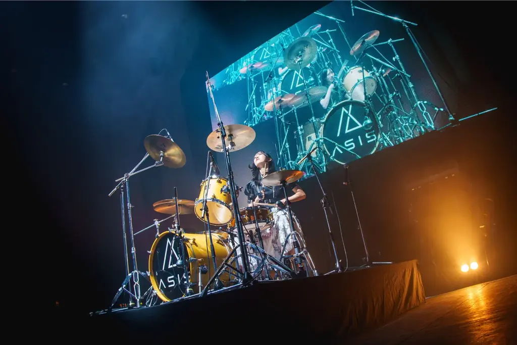 7人組アイドルグループ「AsIs」、過去最大規模の恵比寿ザ・ガーデンホールで結成2周年記念ライブを開催！ 画像 2