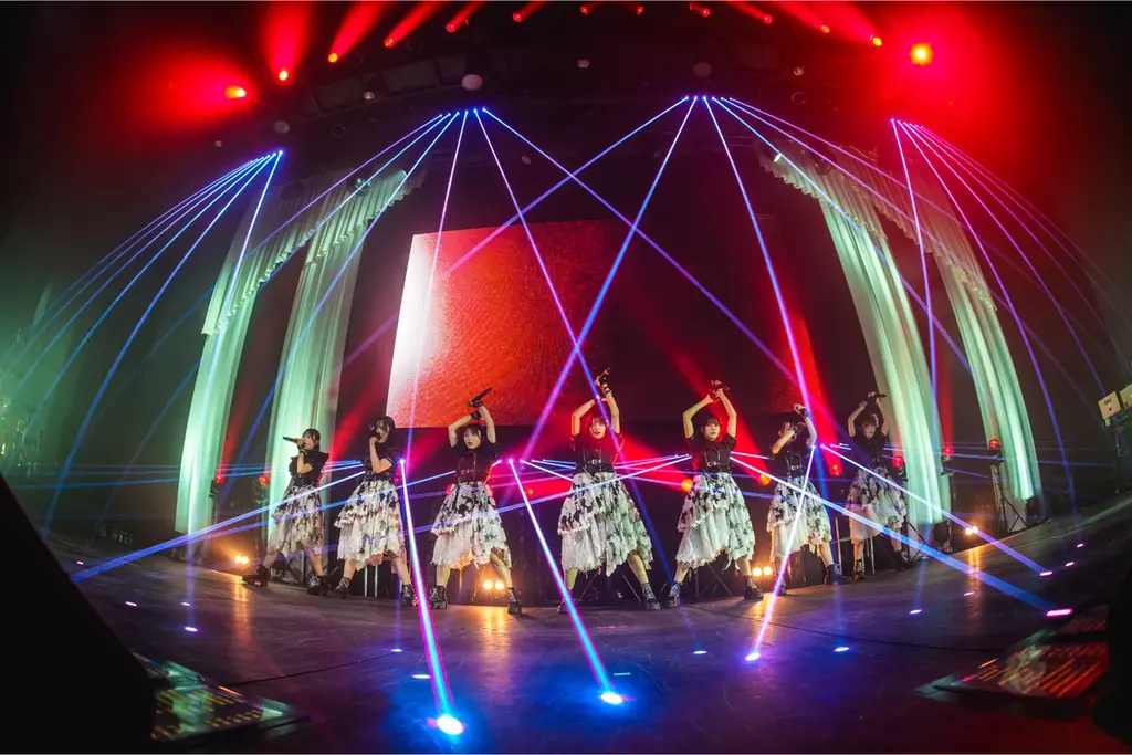 7人組アイドルグループ「AsIs」、過去最大規模の恵比寿ザ・ガーデンホールで結成2周年記念ライブを開催！ 画像 3