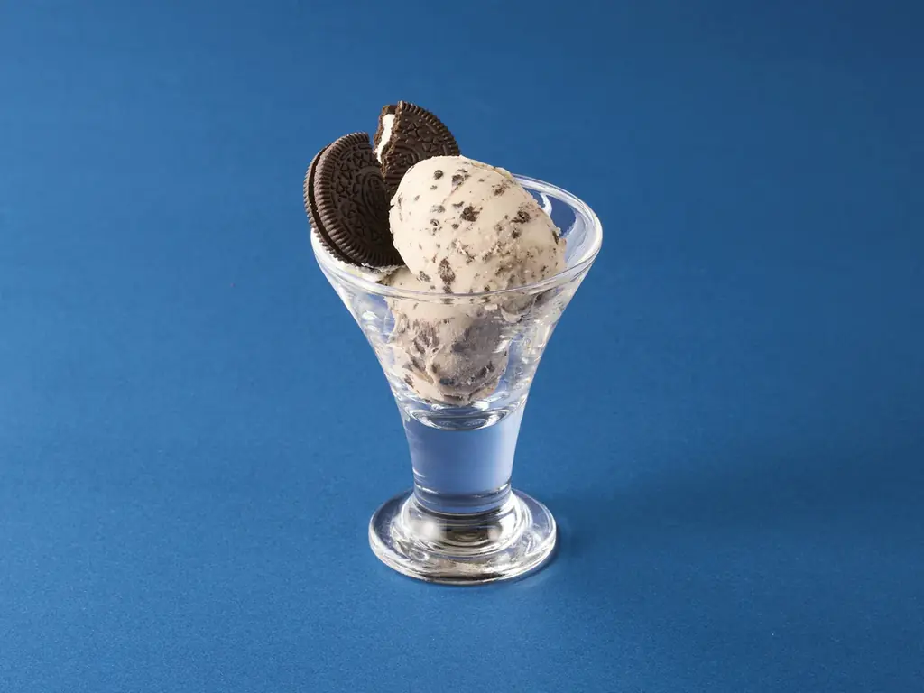 【ココス】しっとりも、ザクザクも。欲張り食感の“クッキー＆クリーム”デザート！甘酸っぱいカシスソース付きのデザートや、テイクアウトできるフラッペも登場 ココスが「クッキー＆クリームフェア」を開催！ 画像 10