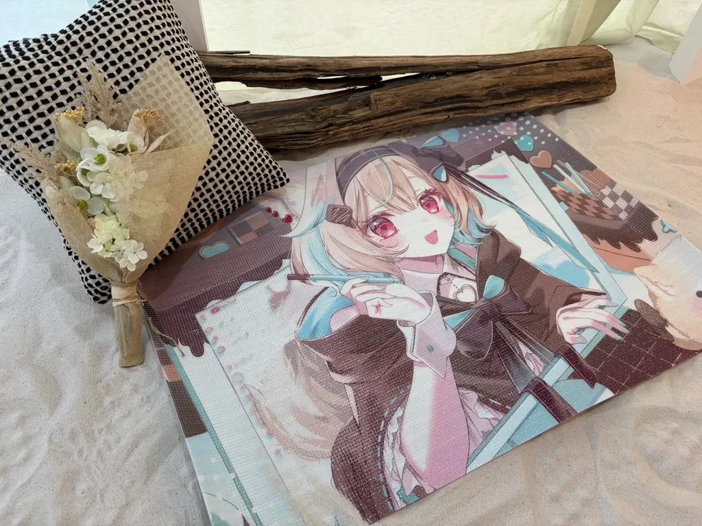 チャンネル登録者数70万人超のVTuber「甘狼このみ」の、お部屋を推し色に染める特大『インドアレジャーシート』付きムックが本日4月2日発売！ 画像 2