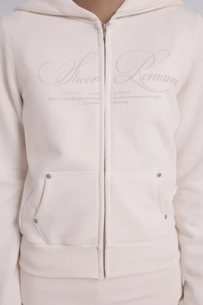 【話題のブランド！】韓国・ソウル発のバレエコアブランド『Kleesier（クリーシーア）』が「最大 70%OFF」のビッグセールを開催！完売必至の人気アイテムが期間限定特価に。 画像 12