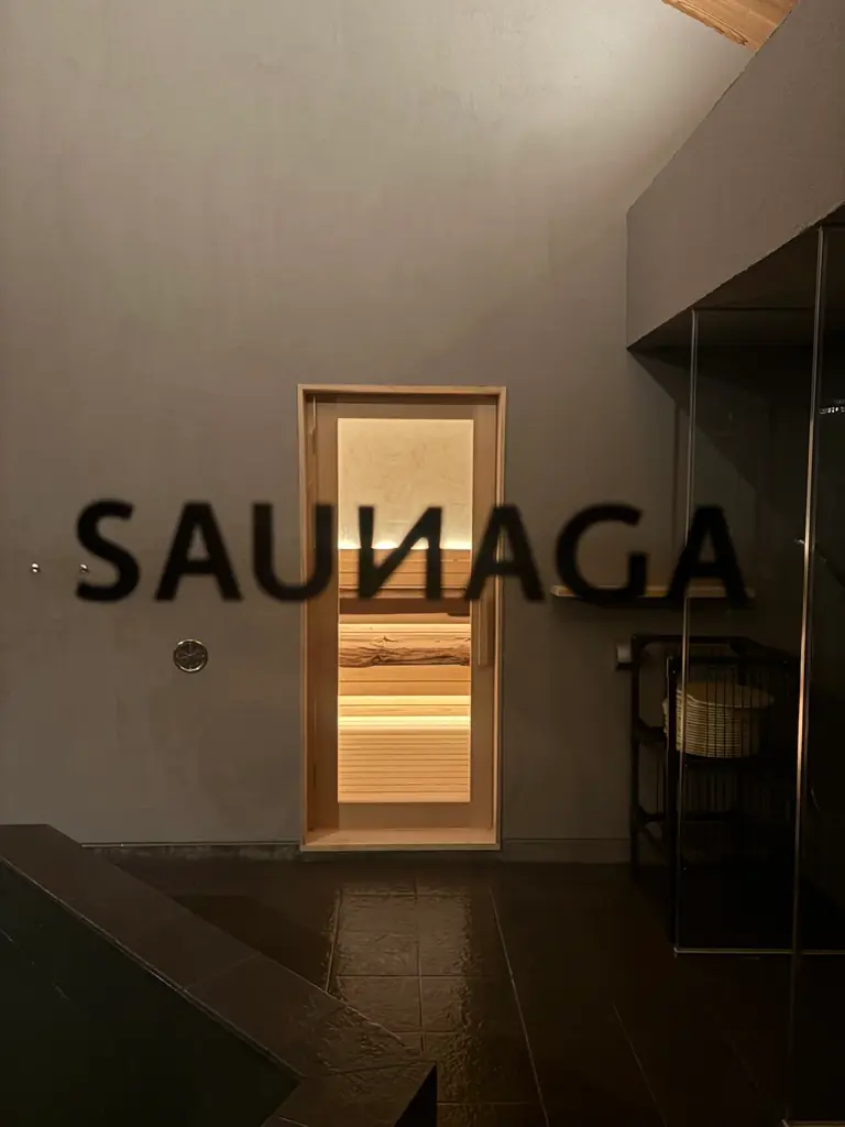 【実写初公開】善光寺の経蔵を彷彿とさせる「木造宝形造り」の一軒家サウナ。山路哲生建築設計事務所が手掛ける『SAUNAGA』が、明日4/4よりプレオープン 画像 2