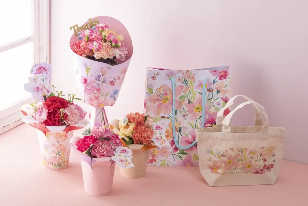 人気イラストレーター湯浅望氏とのコラボギフトが登場！日比谷花壇、母の日店頭ギフト予約を4月3日(金)から全国の店頭で受付開始。 画像 1