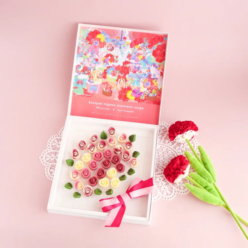 まるでアートな花ギフト　フラワーショップ「karendo（カレンド）」×「ホラグチカヨ」、母の日限定コレクションを新発売 画像 10