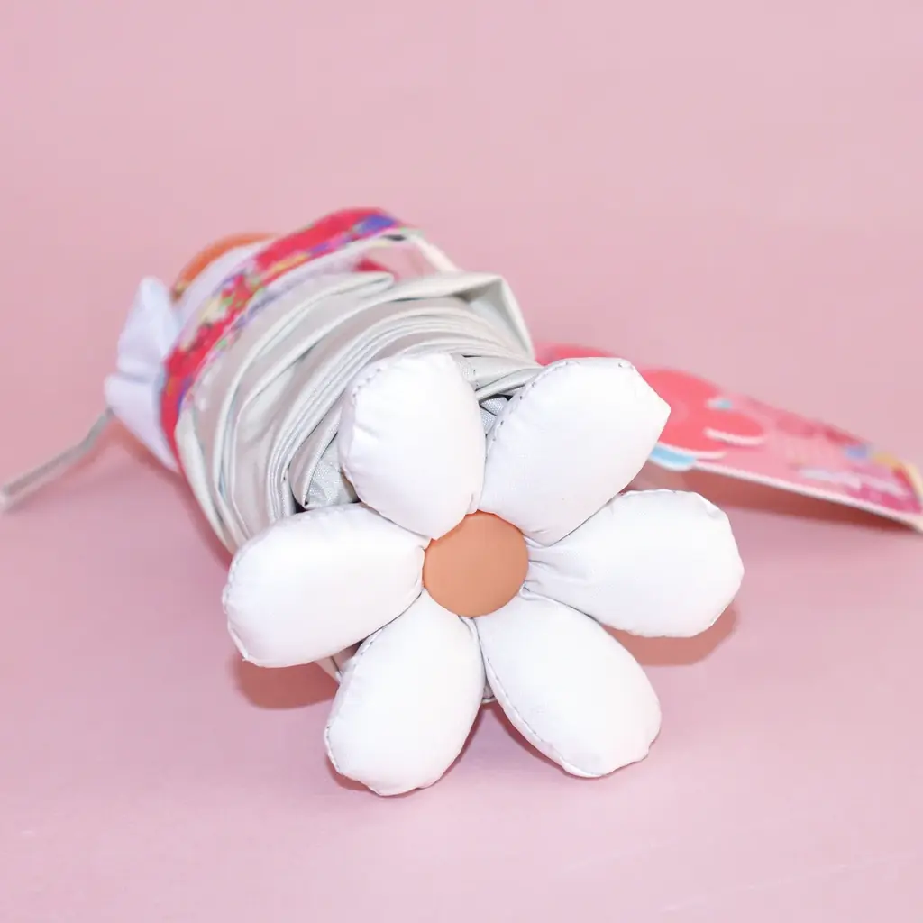 まるでアートな花ギフト　フラワーショップ「karendo（カレンド）」×「ホラグチカヨ」、母の日限定コレクションを新発売 画像 13