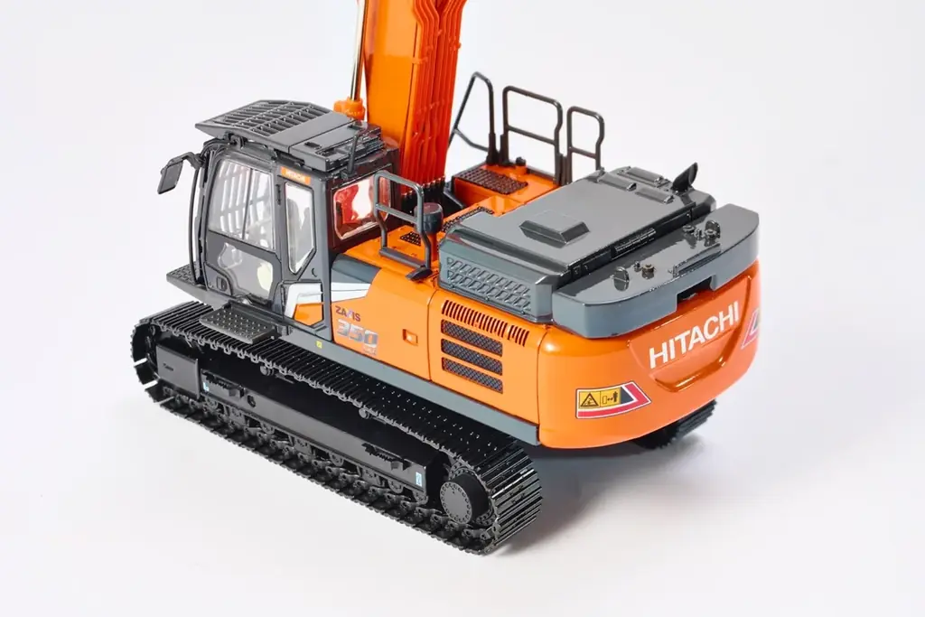 日立建機日本、数量限定「ZX350LCK-7 マルチブーム仕様機」ミニチュアモデルを発売 画像 11
