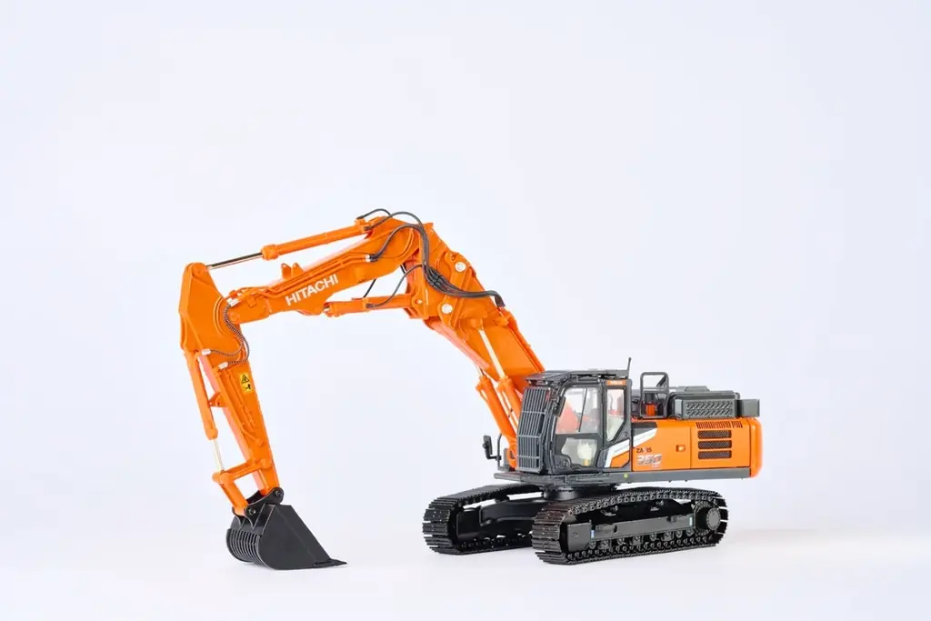 日立建機日本、数量限定「ZX350LCK-7 マルチブーム仕様機」ミニチュアモデルを発売 画像 3