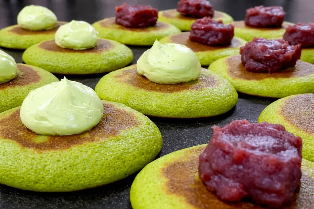 【“利き茶日本一”の茶匠が厳選】一番茶のみ使用の抹茶どら焼き「茶通美」が、どら焼きの日に登場！ 画像 9