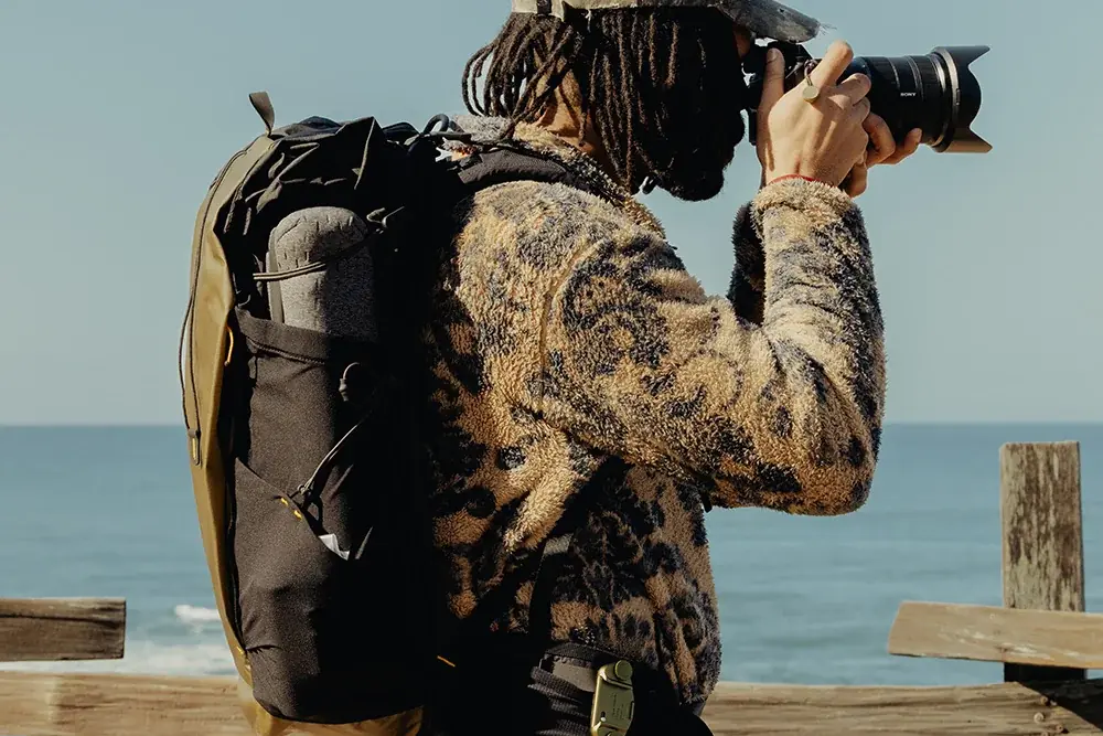 【ピークデザイン新商品】アウトドアバッグに新色が登場！無限のカスタマイズを提案する軽量バッグに、自然と調和する「Kelp（ケルプ）」カラーを新たにラインナップ。 画像 7