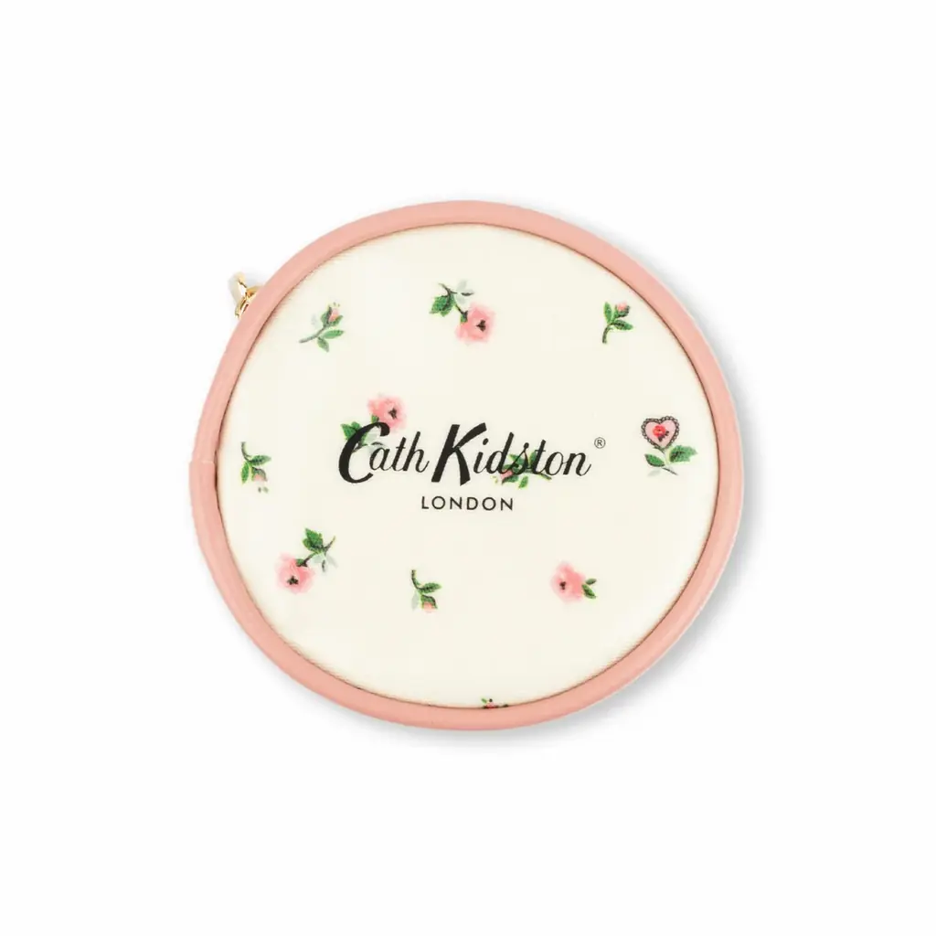 【Cath Kidston】トートやアクセサリーポーチなど、旅行の季節にぴったりなトラベルシリーズ＆PVCの新作ブックバッグが登場！ 画像 13