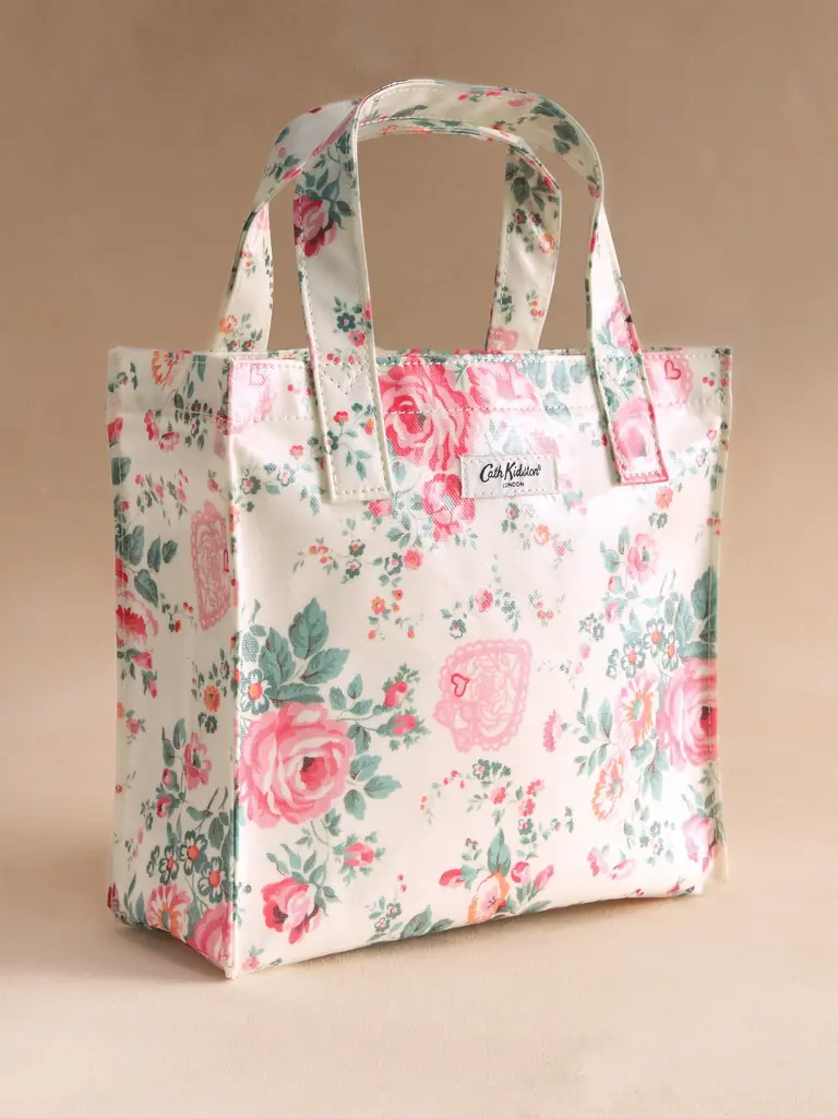 【Cath Kidston】トートやアクセサリーポーチなど、旅行の季節にぴったりなトラベルシリーズ＆PVCの新作ブックバッグが登場！ 画像 23