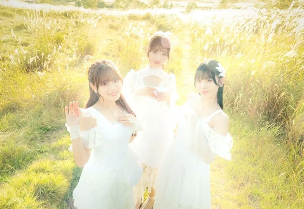 ClariSの新曲「Revive」が、2026年4月クールTVアニメ「勇者のクズ」第2クールオープニングテーマに決定！4月12日(日)0時より音楽配信開始！ 画像 2