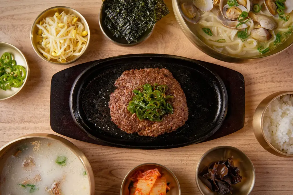 「一石三鳥グループ」プレゼンツ”食の動画王決定戦2026”を開催。賞金総額1000万円。 画像 7