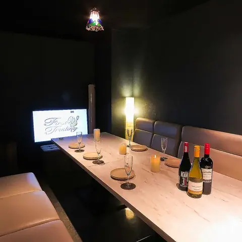 海老とチーズの圧倒的存在感　新宿「Ark Lounge」が話題の体験型パスタを期間限定販売 画像 7