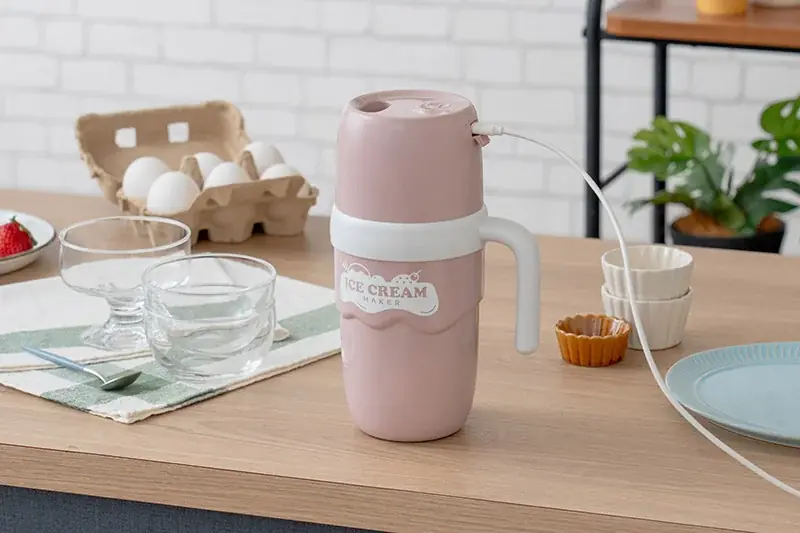 体の内側から冷やして効率的に熱中対策！話題のアイススラリーやこだわりアイスも自動で作れる「アイスクリームメーカー」をLife on Productsより新発売 画像 6