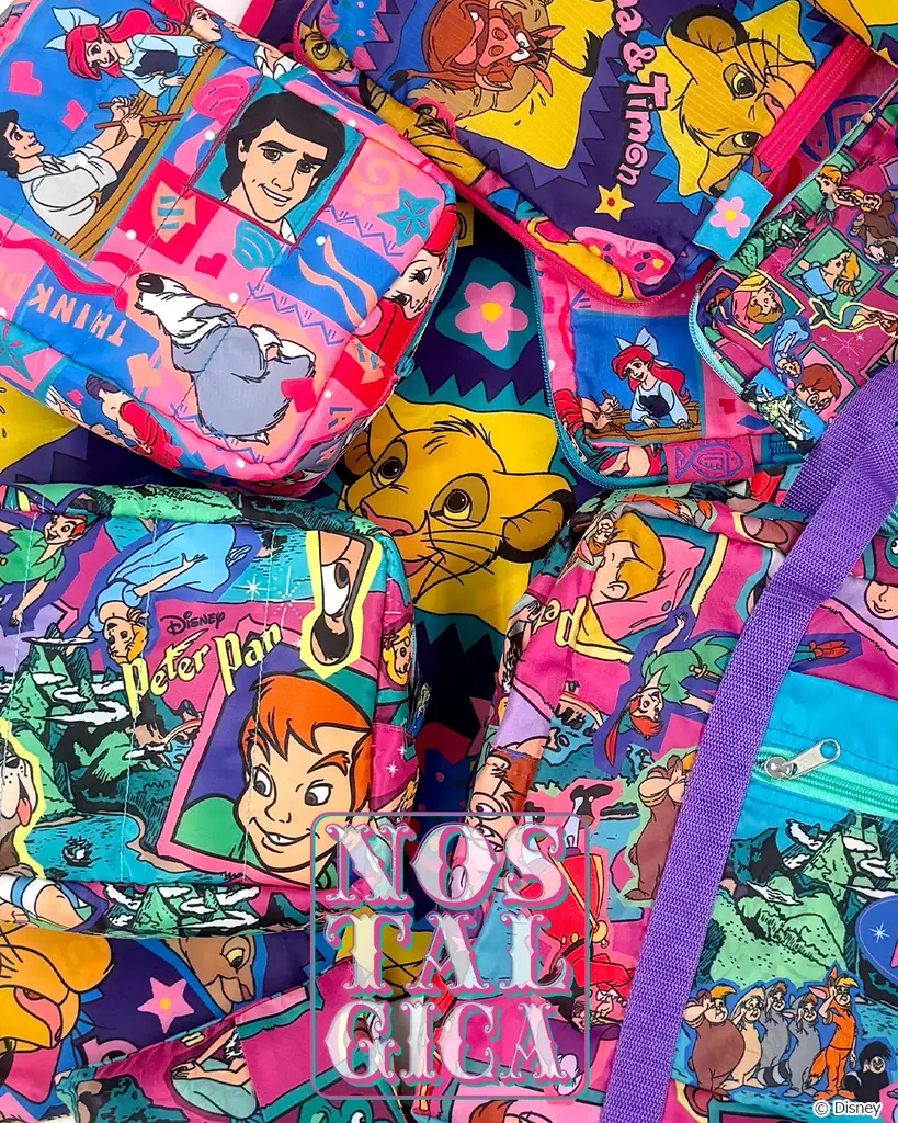 【4/7発売】ディズニーキャラクターをカラフルな総柄で楽しむ＜ノスタルジカ＞シリーズより、春のレジャーにぴったりなバッグ＆ポーチが登場 画像 6